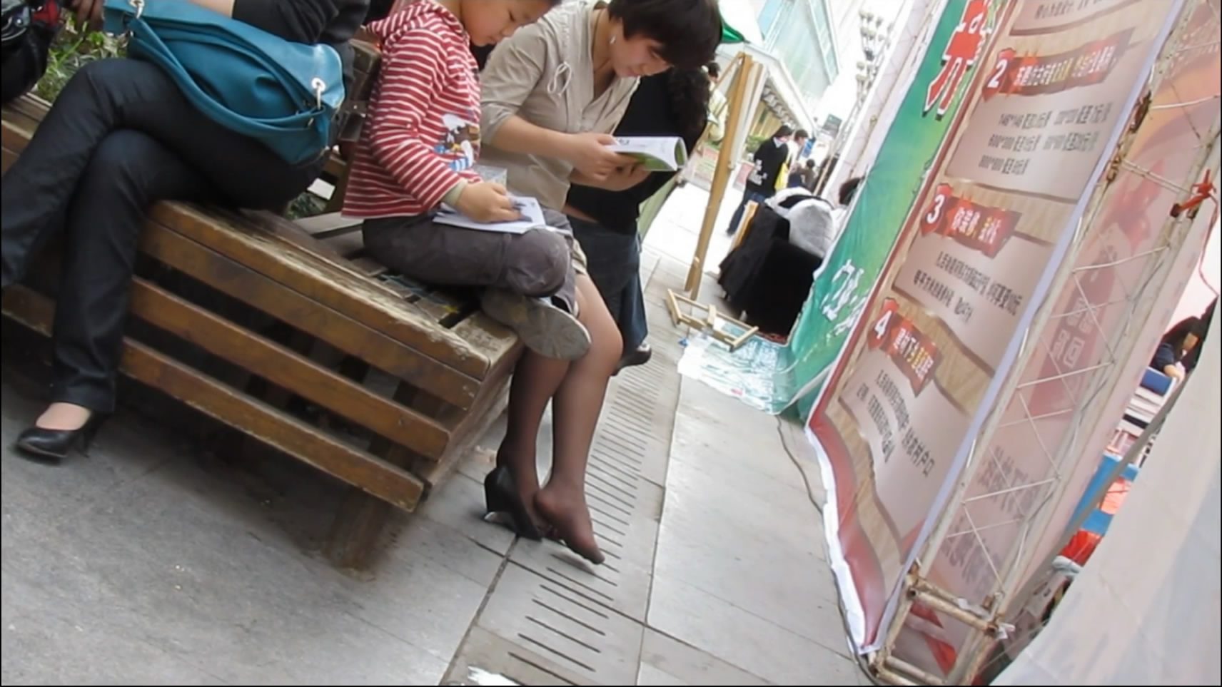 Read books with boys